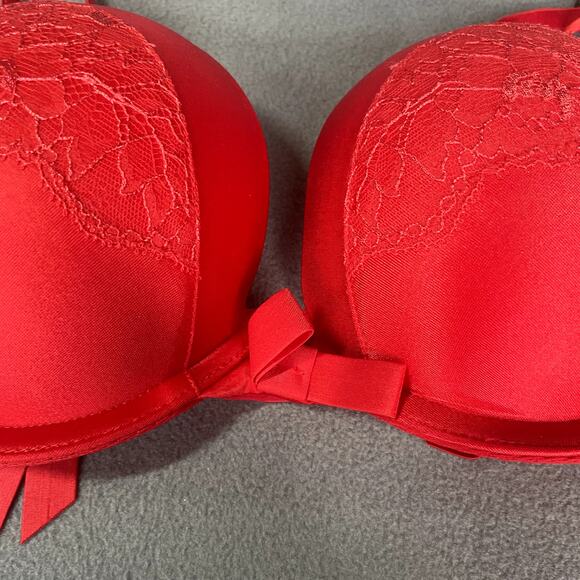 Victoria's Secret Bra 32C Red Miraculous Plunge Padded 2 Cup Push Up Bombshell - Picture 2 of 9